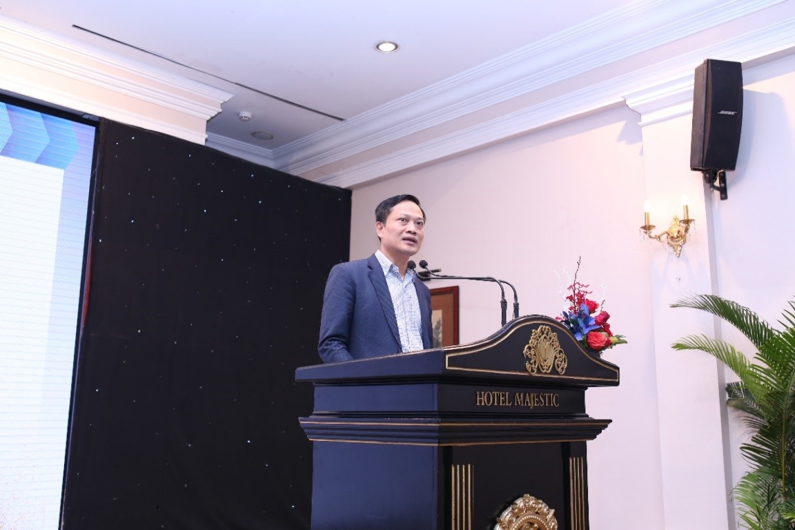 Mr. Mai Duc Thien - Deputy Director General, Department of Legal Affairs, Ministry of Labour, War invalids and Social Affairs gave his speech at the workshop