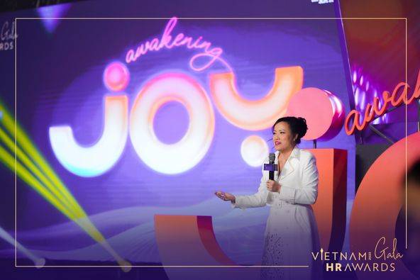 Vietnam HR Awards Gala 2022 AWAKENING JOY